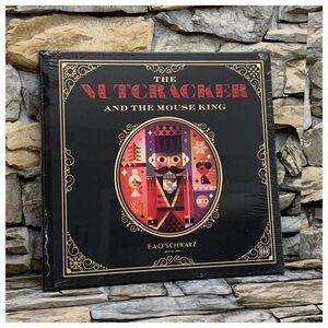 New 2017 FAO Schwarz The Nutcracker and Mouse King Sealed Hardcover Book Holiday